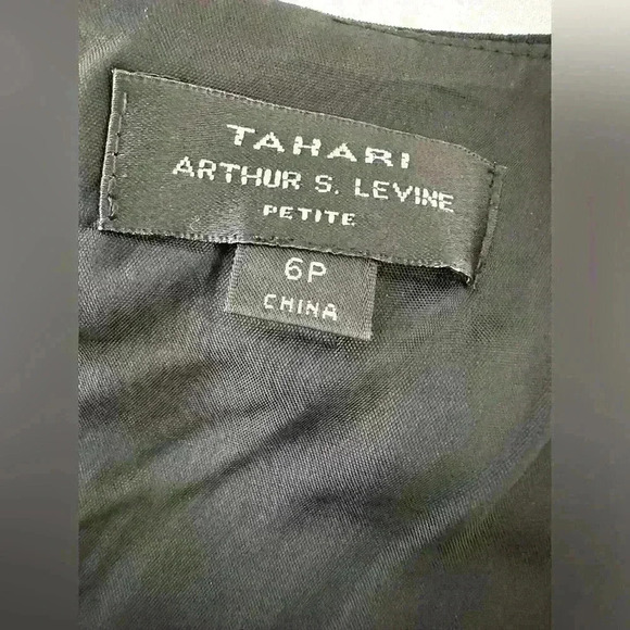 Tahari Arthur S. Levine Petite Sleeveless Dress Size 6P - Picture 9 of 10